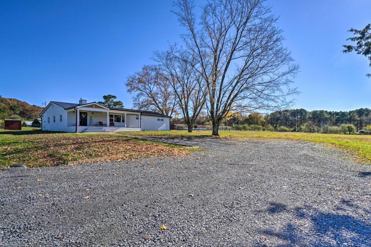 Scenic Home On 20-Acre Farm Families Welcome Cleveland Bagian luar foto