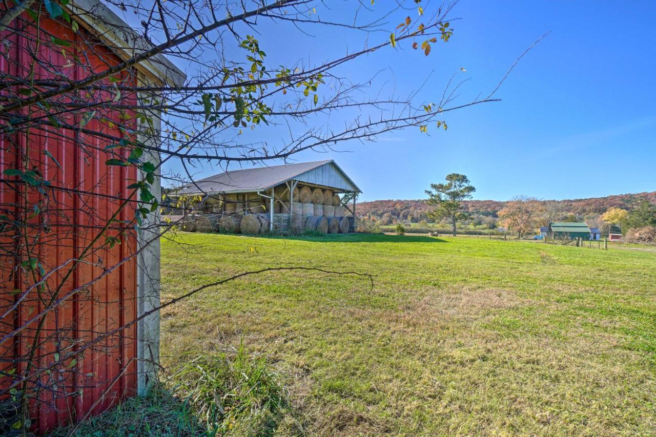 Scenic Home On 20-Acre Farm Families Welcome Cleveland Bagian luar foto